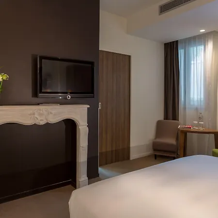 Jules & Jim Hotel