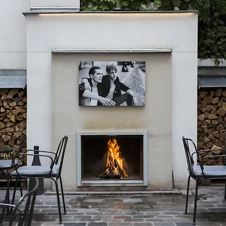 Jules & Jim Hotel